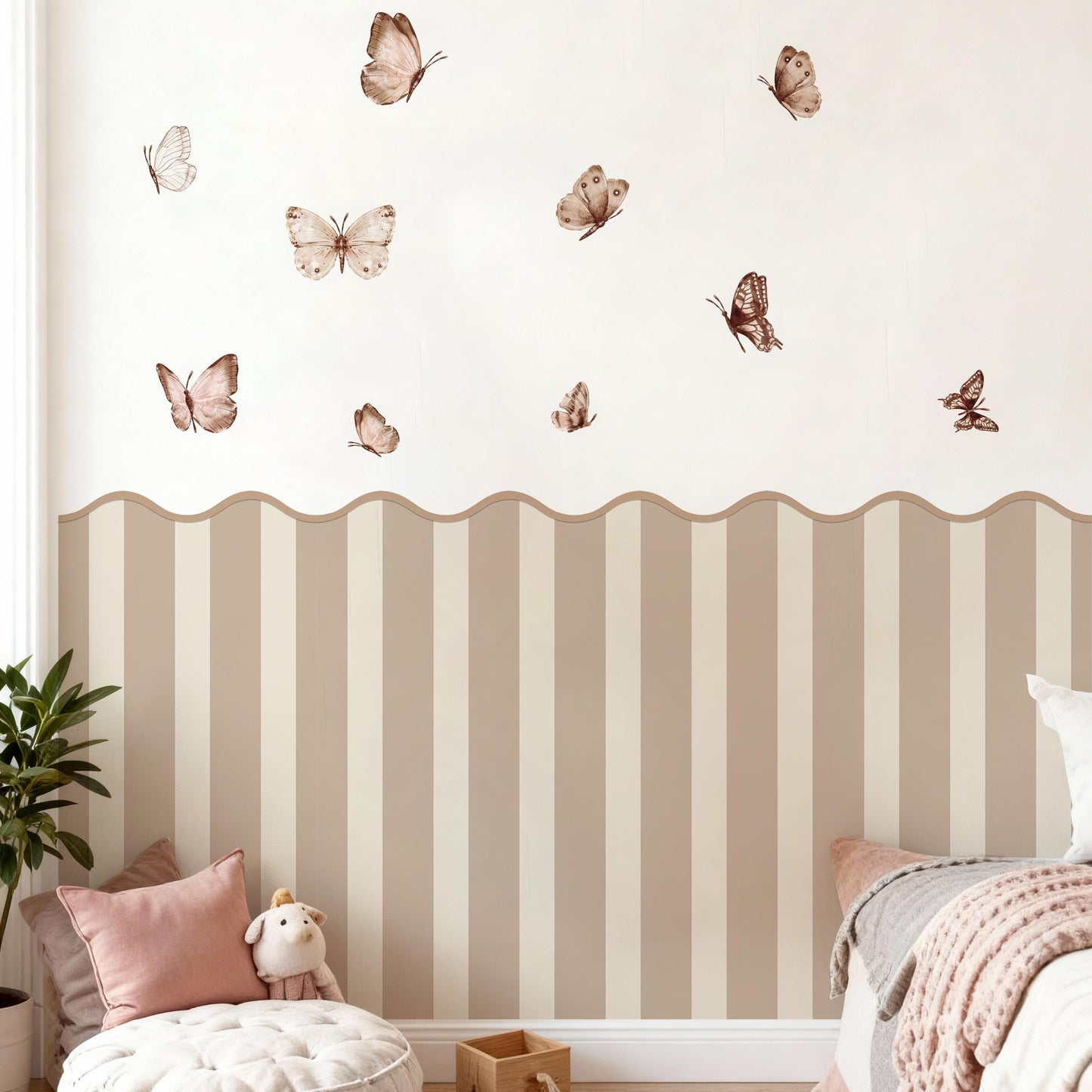 Whimsical Butterfly Wall Decals 4-Piece Set for Gentle Room Décor